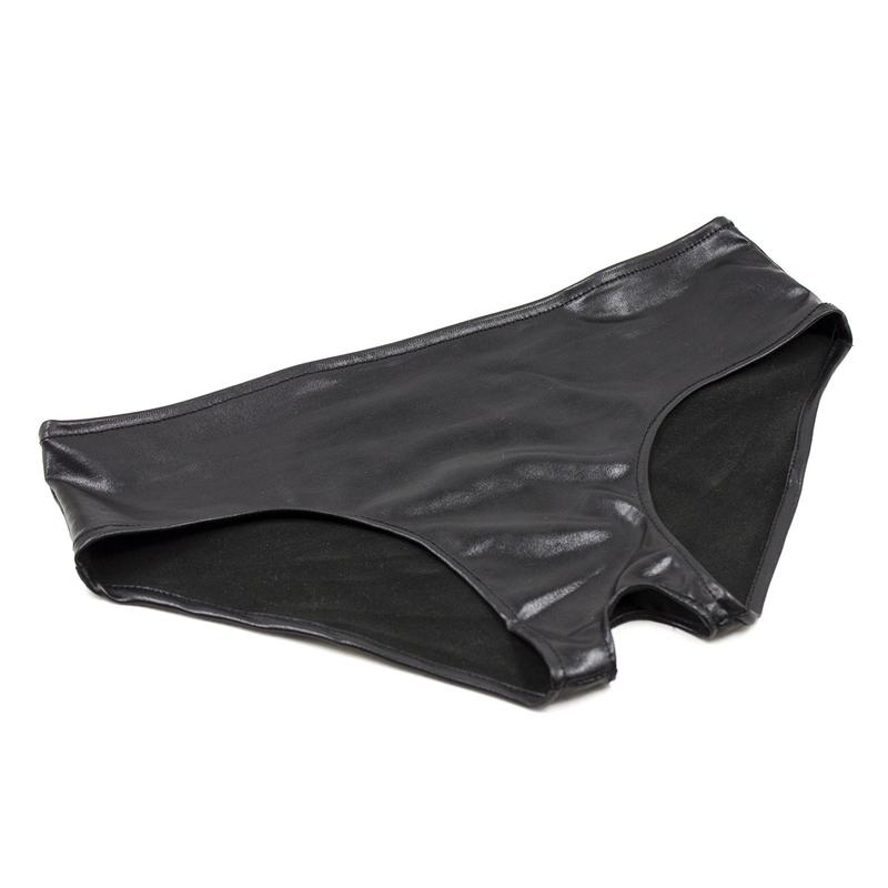 QUẦN LÓT CÓ LỖ