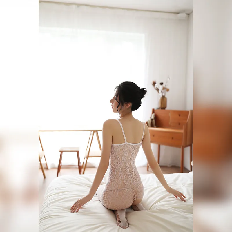 TẤT LIỀN THÂN REN HOA XUYÊN THẤU HỞ ĐÁY QUYẾN RŨ 7506